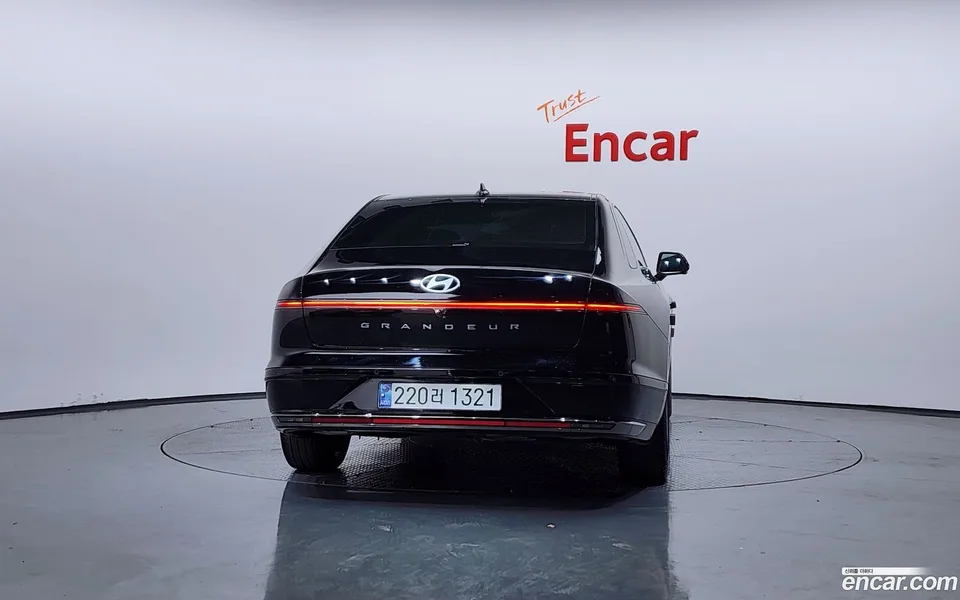 Hyundai Grandeur 2.5 2WD 2024 — миниатюра 4