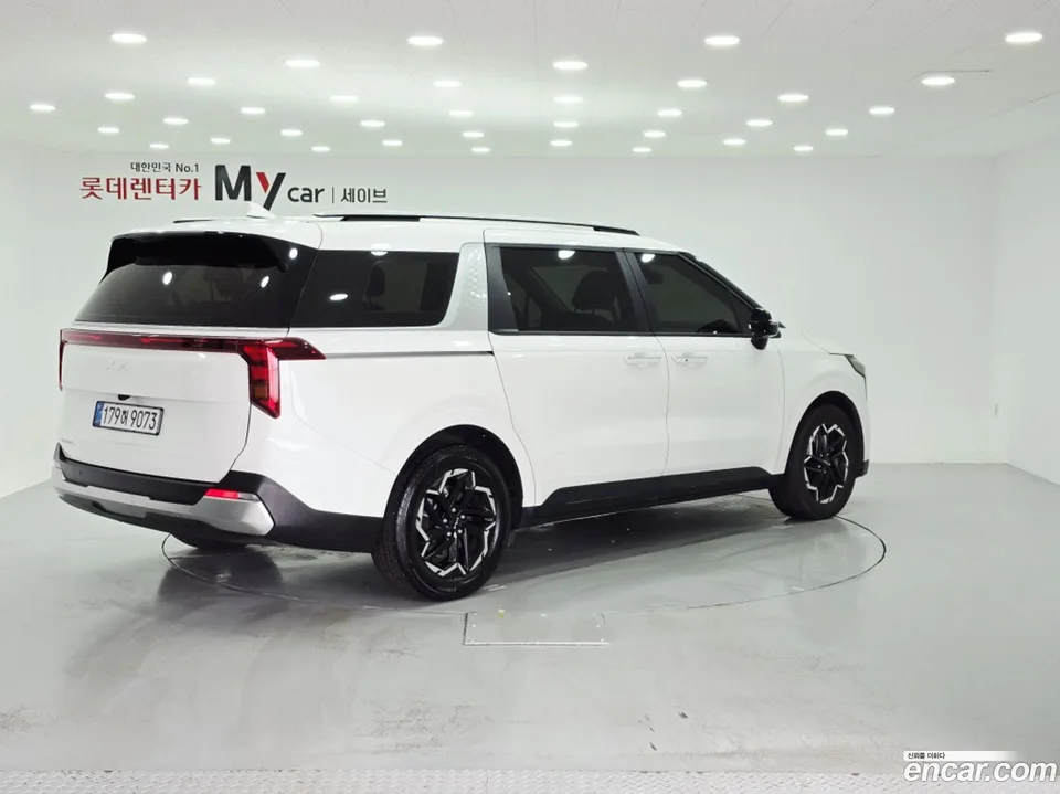 Kia Carnival 9 2025 — миниатюра 5