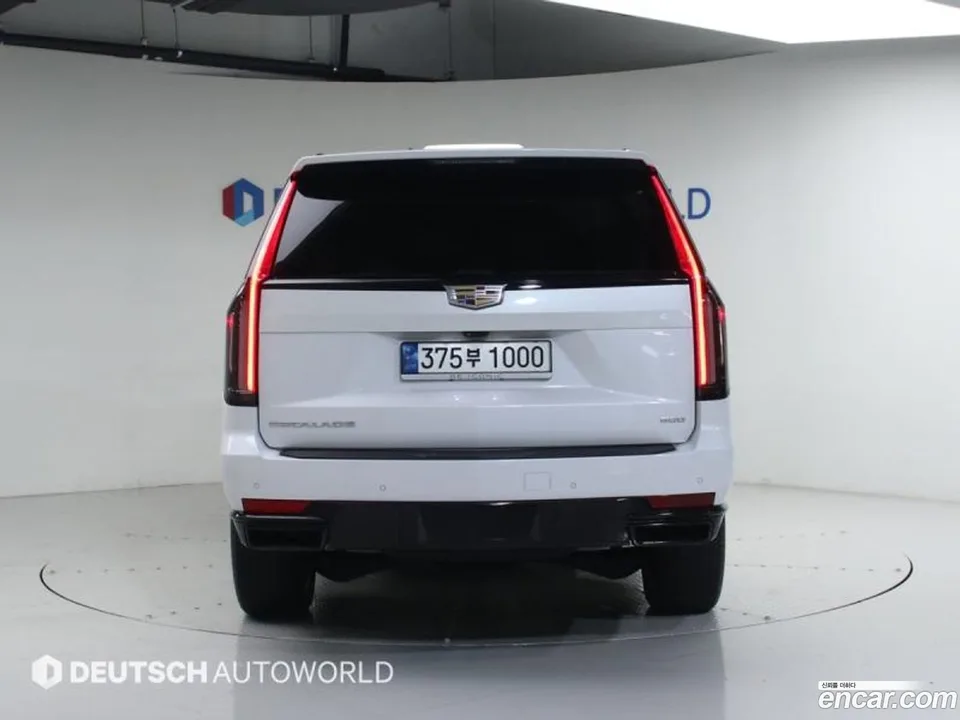 Cadillac Escalade 6.2 2023 — миниатюра 4