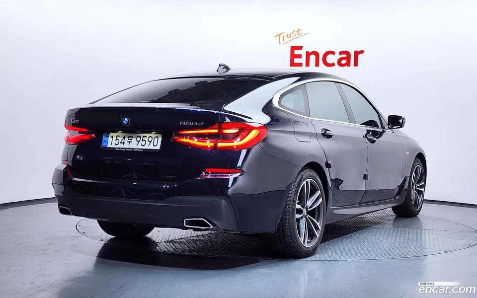 BMW 6 Series GT 620d M 2022 — миниатюра 2