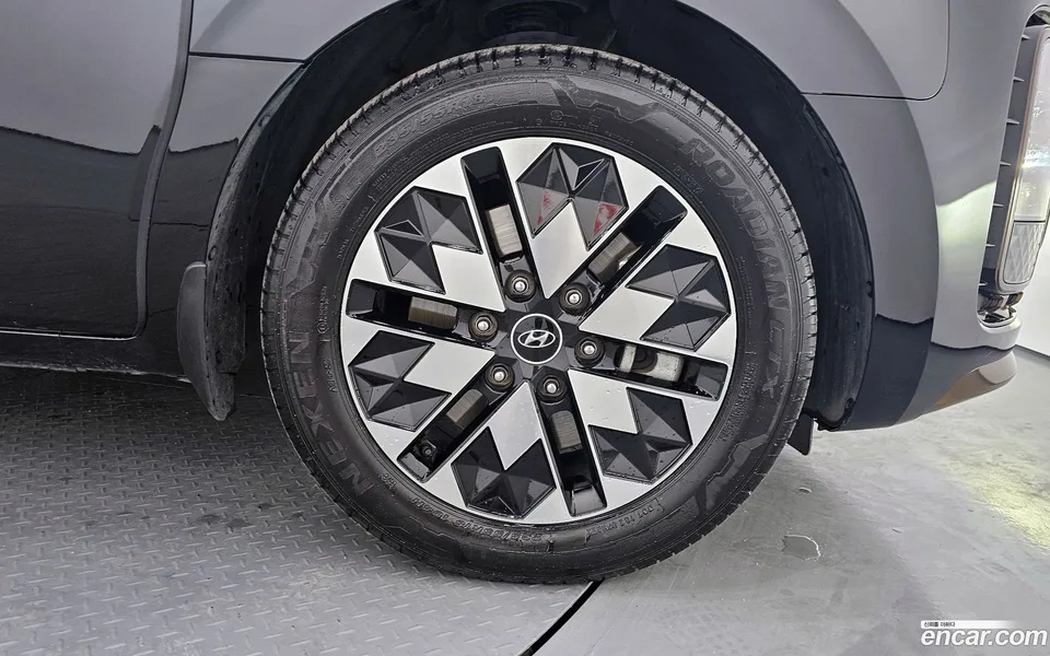Hyundai Staria 4WD 9 2022 — миниатюра 5