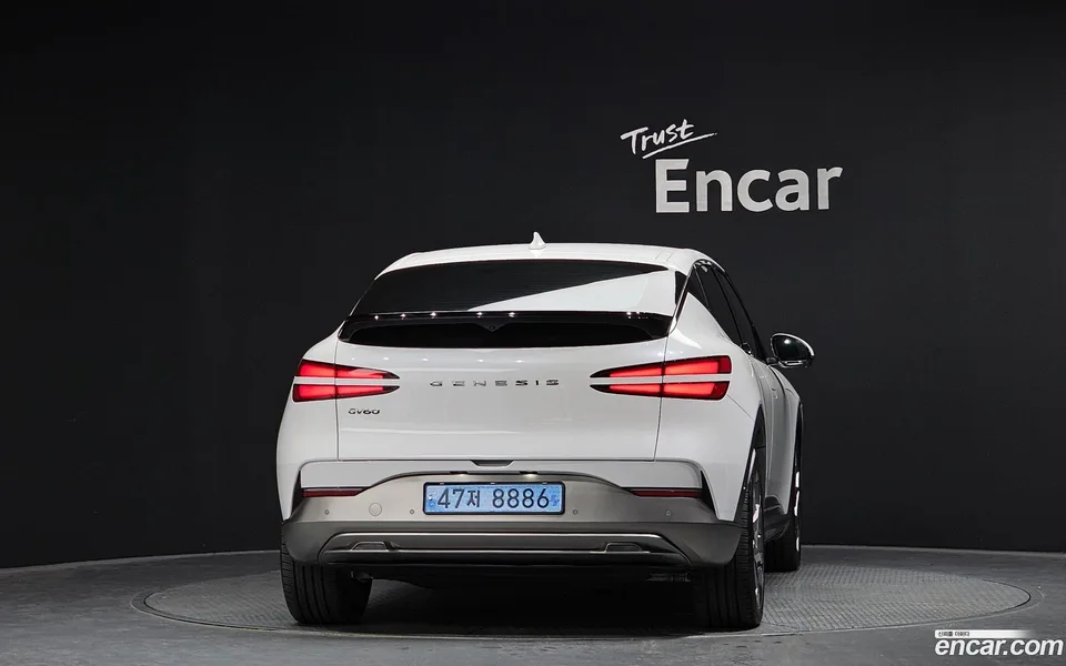 Genesis GV60 AWD 2022 — миниатюра 4