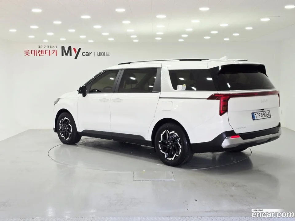 Kia Carnival 9 2025 — миниатюра 3