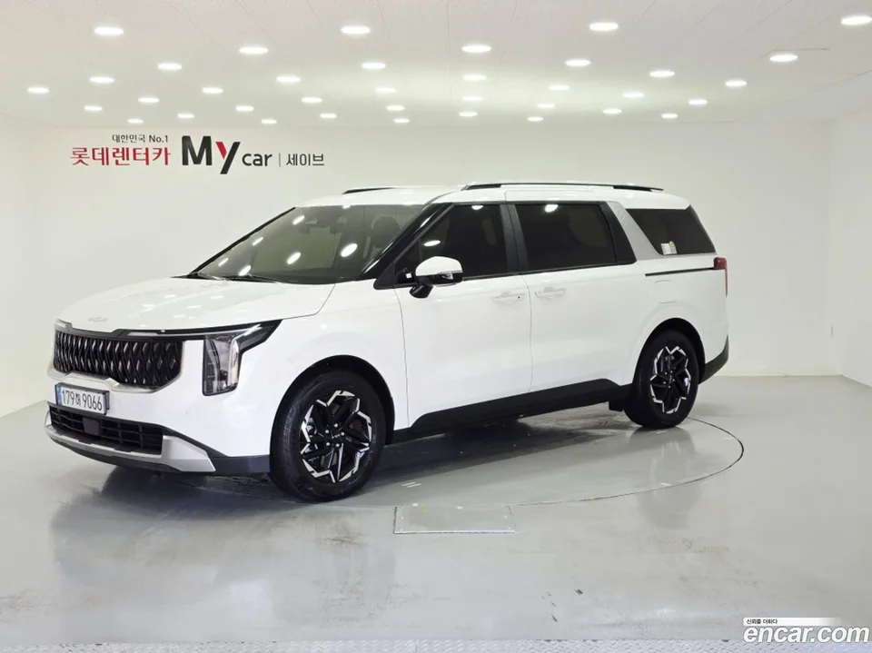 Kia Carnival 9 2025 — фото 1, купить с доставкой в Москву