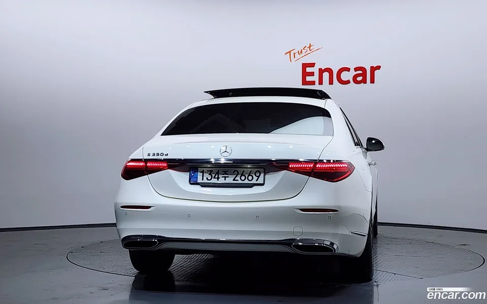 Mercedes-Benz S-Class S350 d 2023 — миниатюра 4