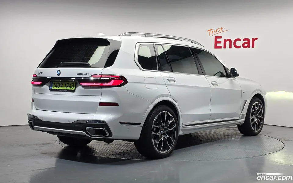 BMW X7 xDrive 40i M 6 2025 — миниатюра 2