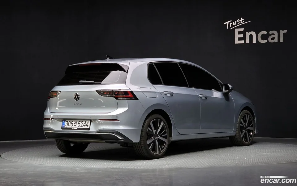 Volkswagen Golf 2.0 TDI 2025 — миниатюра 2