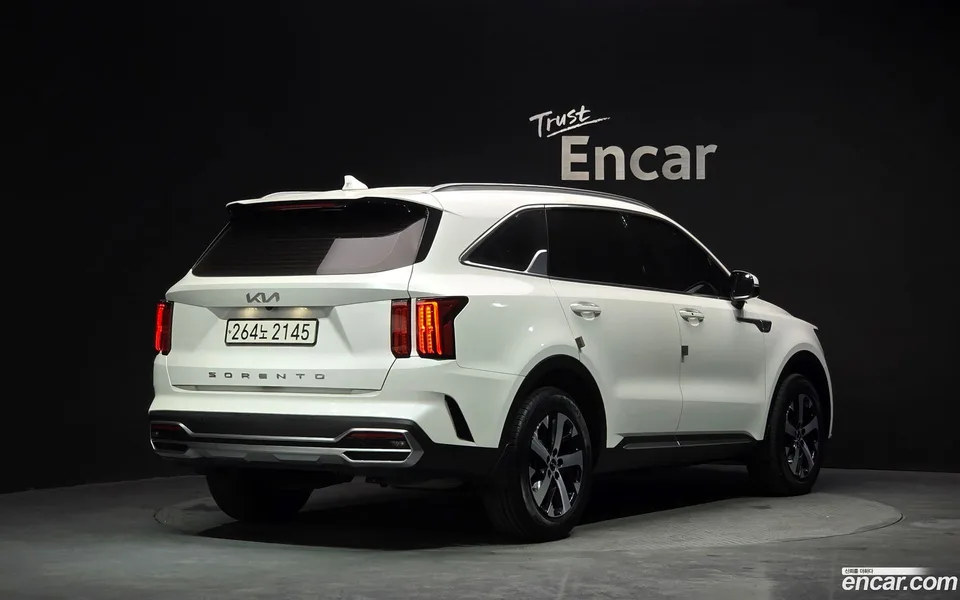 Kia Sorento 2.5T 2WD 2022 — миниатюра 2