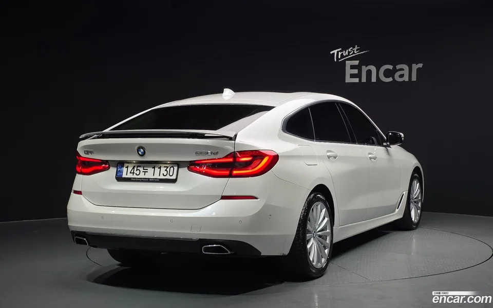 BMW 6 Series GT 620d 2023 — миниатюра 2
