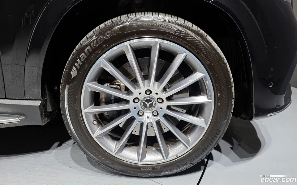 Mercedes-Benz GLE-Class GLE450d 4MATIC 2023 — миниатюра 5