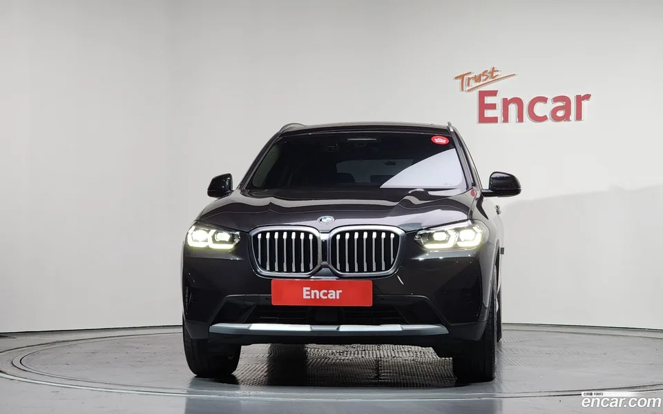 BMW X3 xDrive 20i 2022 — миниатюра 3