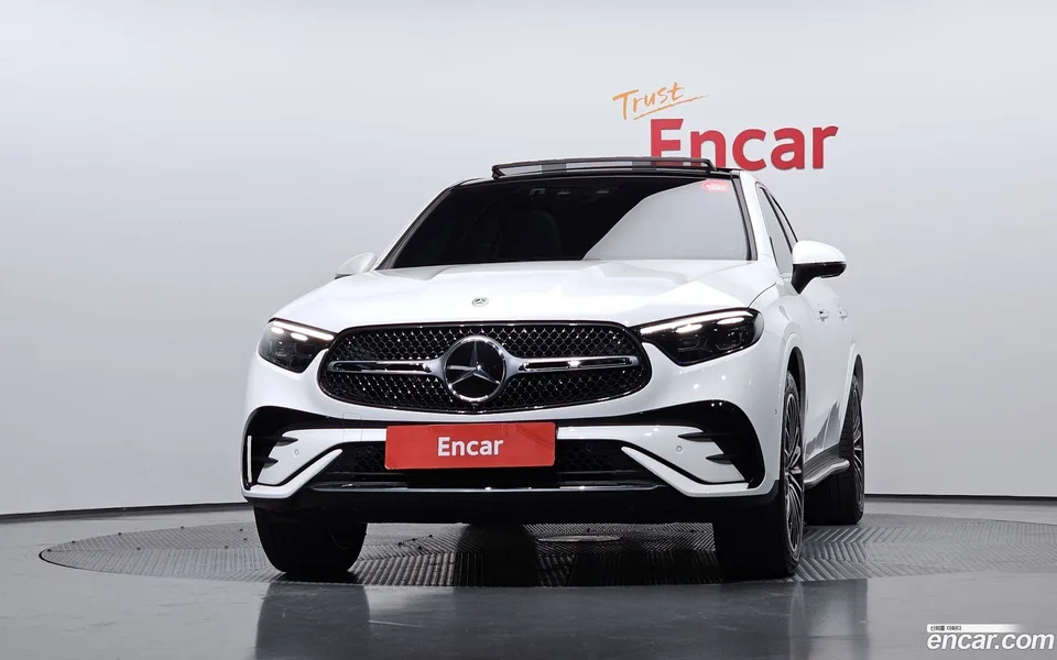 Mercedes-Benz GLC-Class GLC300 4MATIC 2025 — миниатюра 3