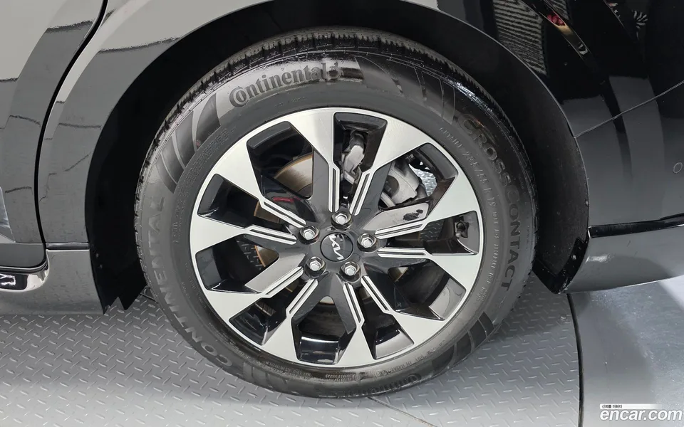 Kia Carnival 9 () 2022 — миниатюра 5