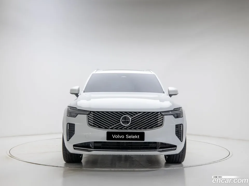 Volvo XC90 B6 2025 — миниатюра 2