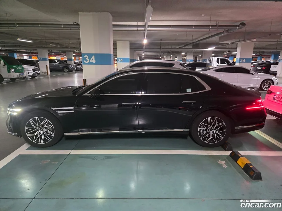 Genesis G90 3.5 AWD 2023 — миниатюра 5
