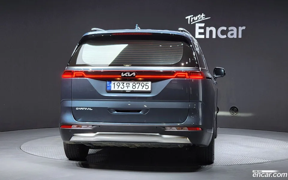Kia Carnival 9 2023 — миниатюра 4