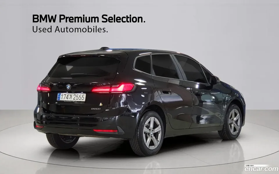 BMW 2 Series Active Tourer 220i 2023 — миниатюра 2