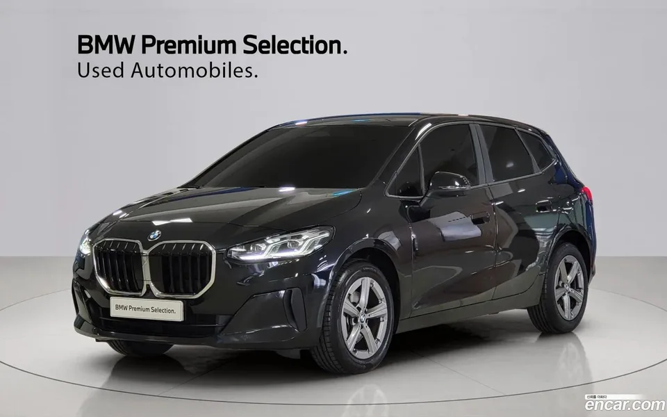 BMW 2 Series Active Tourer 220i 2023 — фото 1, купить с доставкой в Москву