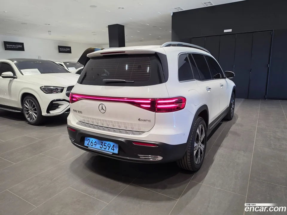 Mercedes-Benz EQB EQB300 4MATIC 2025 — миниатюра 2