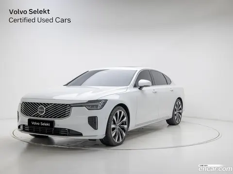 Volvo S90 2025 купить в Москве