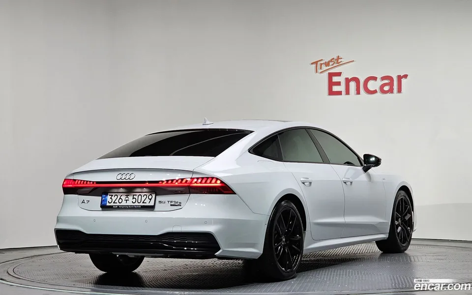 Audi A7 (4K) 55 TFSI e 2024 — миниатюра 2
