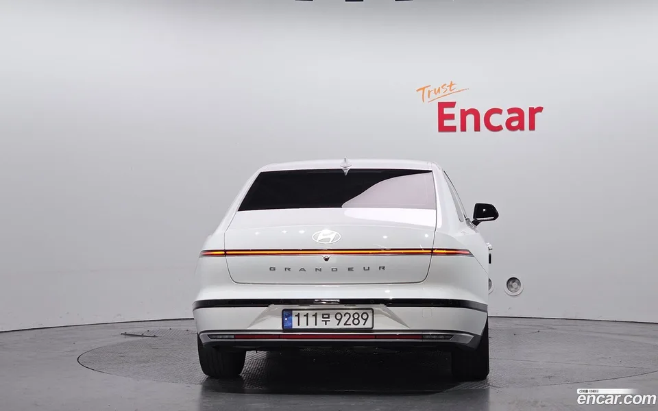 Hyundai Grandeur Hybrid 2023 — миниатюра 4