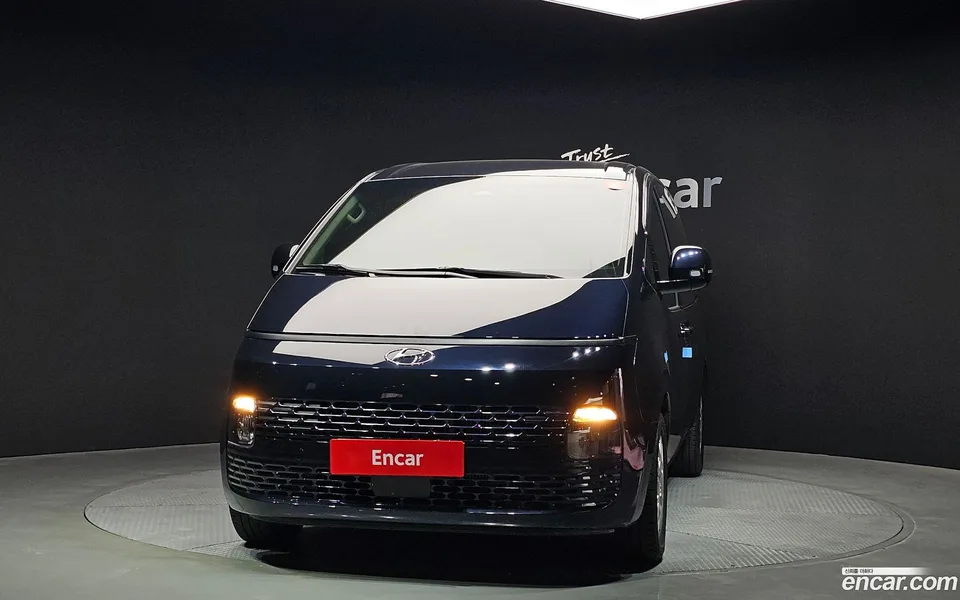 Hyundai Staria 5 2024 — миниатюра 3