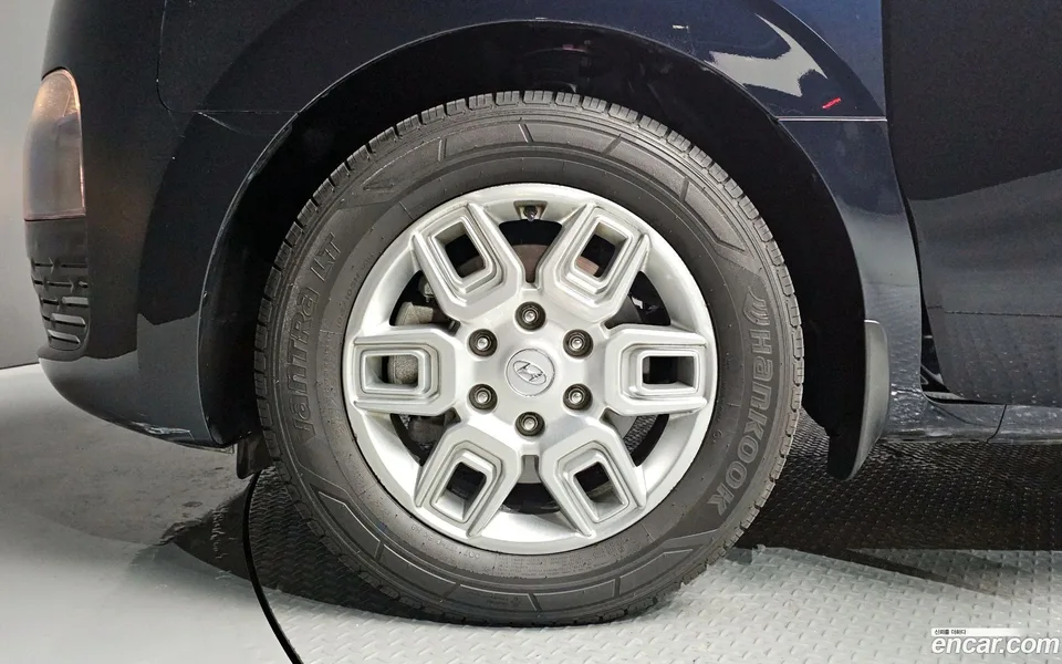 Hyundai Staria 5 2024 — миниатюра 5