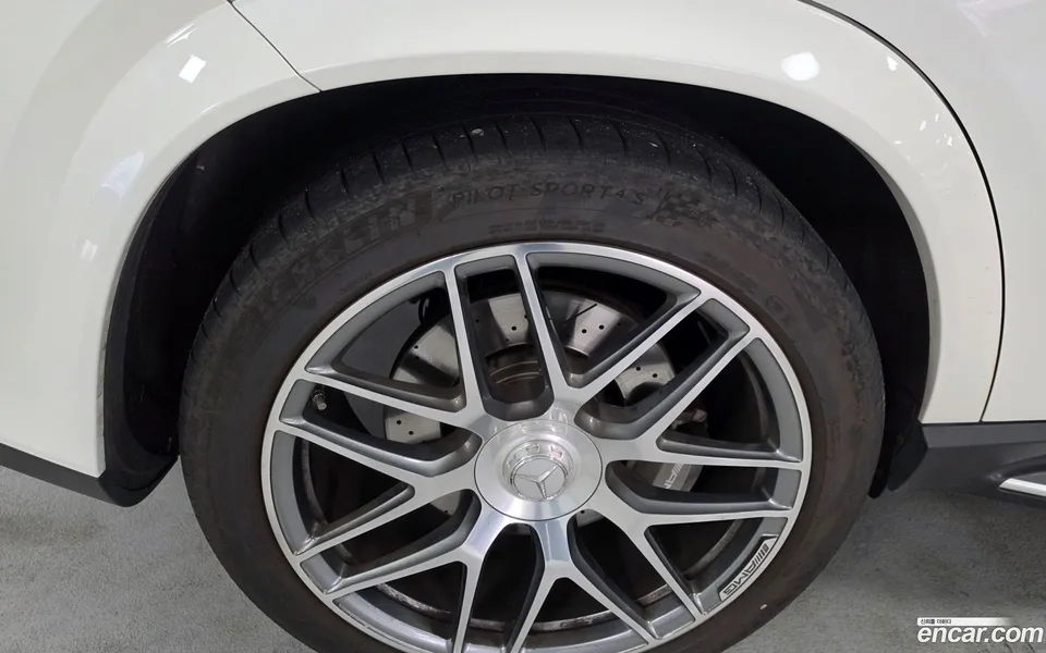 Mercedes-Benz GLE-Class AMG GLE53 4MATIC+ 2023 — миниатюра 5