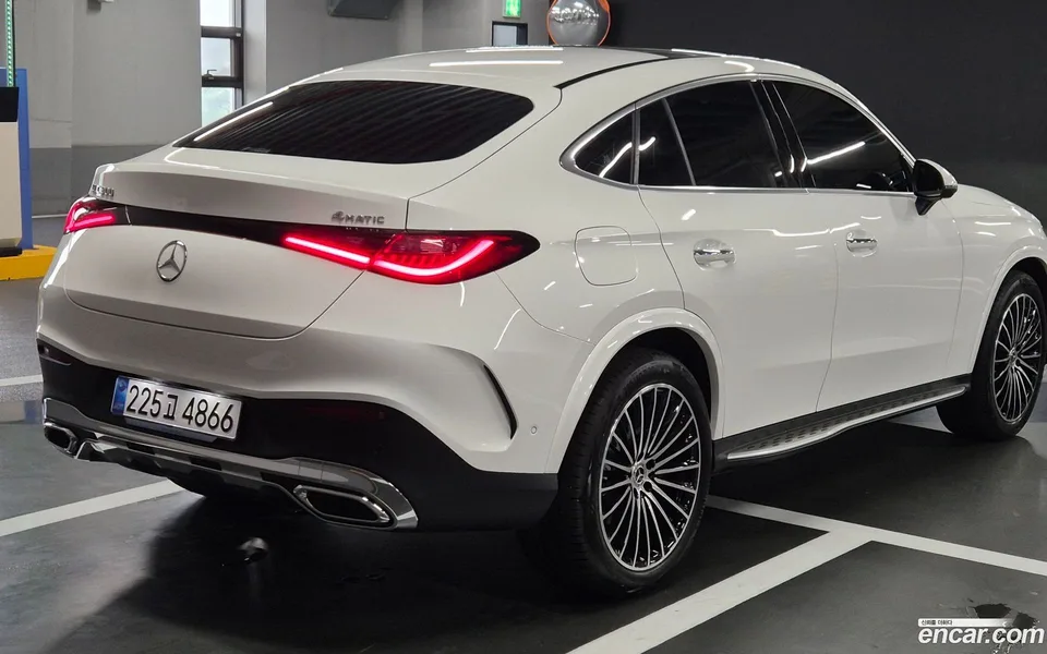 Mercedes-Benz GLC-Class GLC300 4MATIC 2025 — миниатюра 3