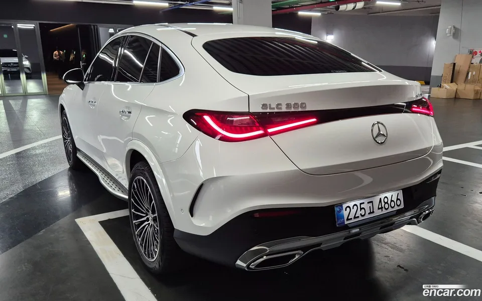 Mercedes-Benz GLC-Class GLC300 4MATIC 2025 — миниатюра 5