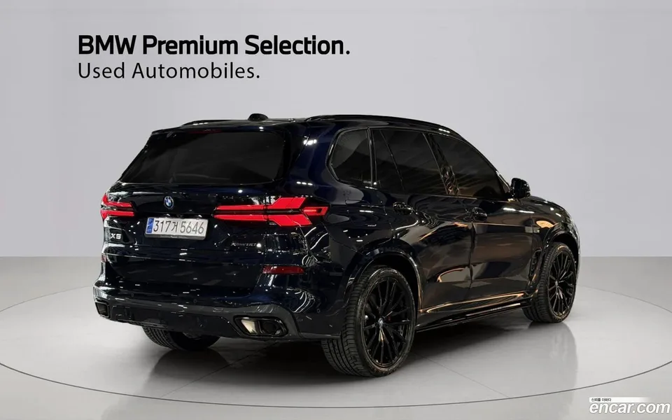 BMW X5 xDrive 50e M 2024 — миниатюра 2