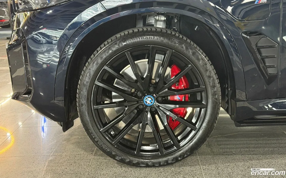 BMW X5 xDrive 50e M 2024 — миниатюра 5