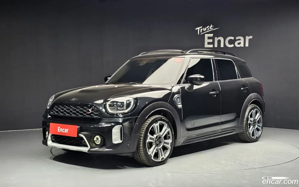 MINI Cooper S Countryman ALL4 2022 — фото 1, купить с доставкой в Москву
