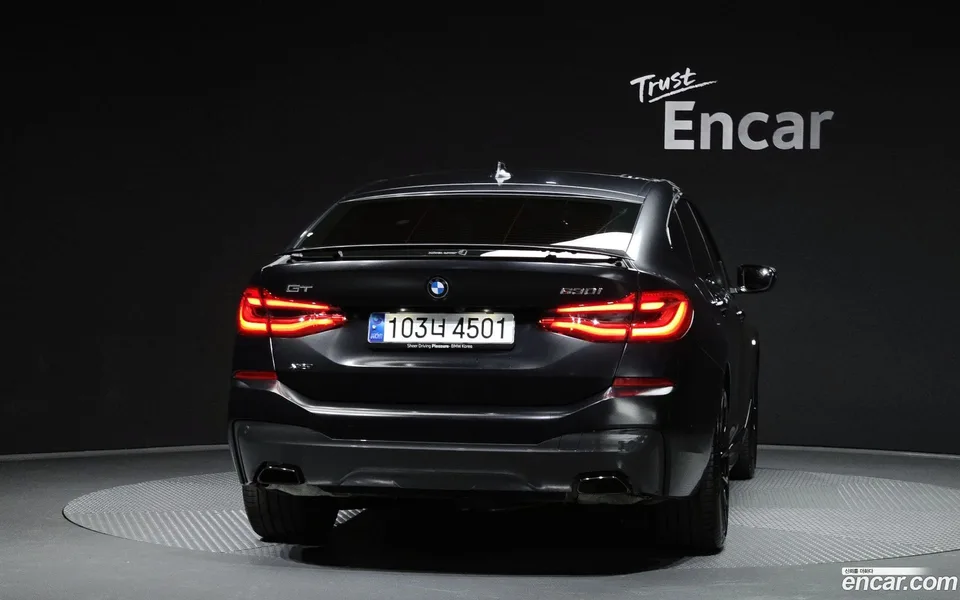 BMW 6 Series GT 630i xDrive M 2024 — миниатюра 4