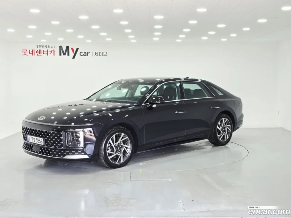 Hyundai Grandeur (GN7) 2.5 2WD 2024 — фото 1, купить с доставкой в Москву