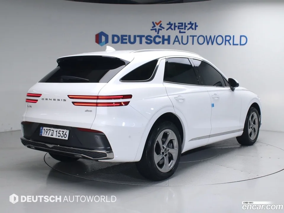 Genesis GV70 2.5T AWD 2025 — миниатюра 2