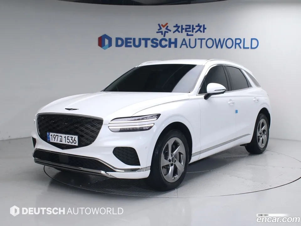 Genesis GV70 2.5T AWD 2025 — фото 1, купить с доставкой в Москву