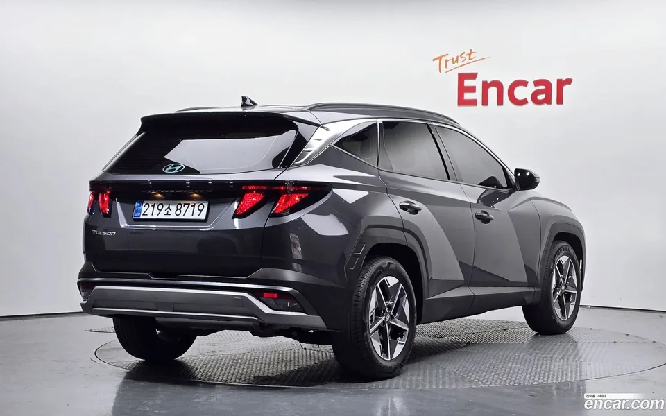 Hyundai Tucson NX4 1.6 2WD 2024 — миниатюра 2