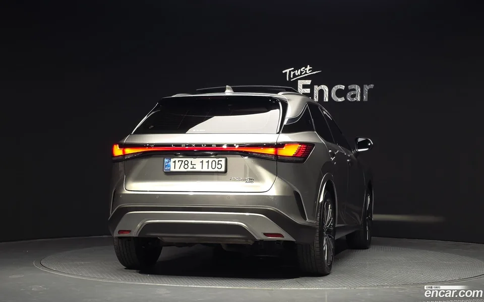 Lexus RX 350h 2024 — миниатюра 4