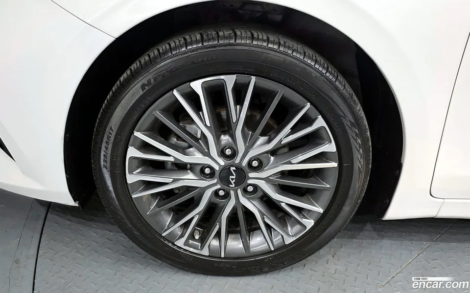 Kia K3 1.6 2022 — миниатюра 5