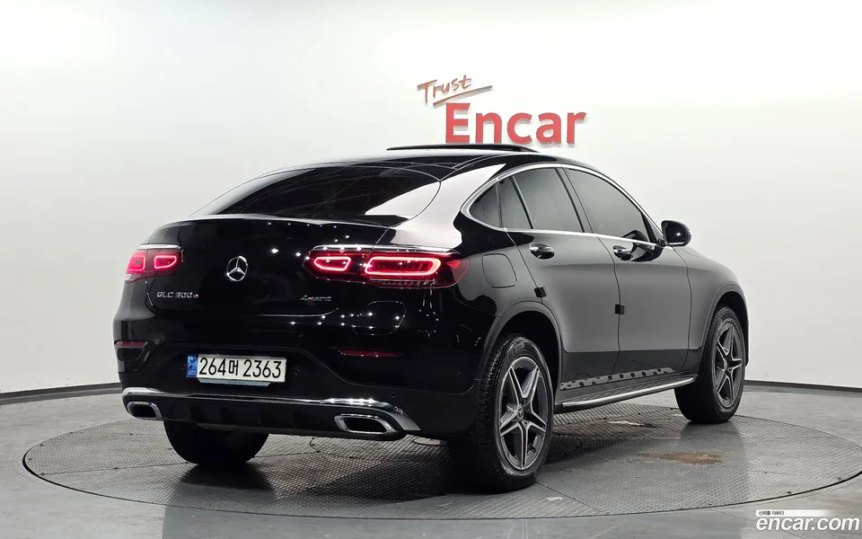 Mercedes-Benz GLC-Class GLC300e 4MATIC 2023 — миниатюра 2