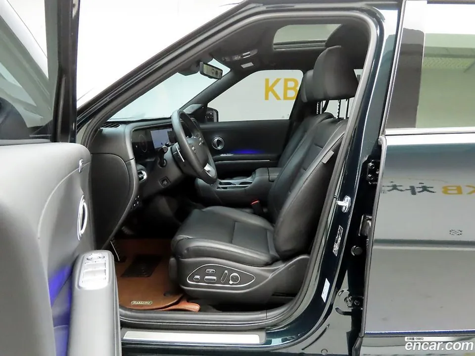 Hyundai Palisade 2.5T 2WD 7 2025 — фото 1, купить с доставкой в Москву