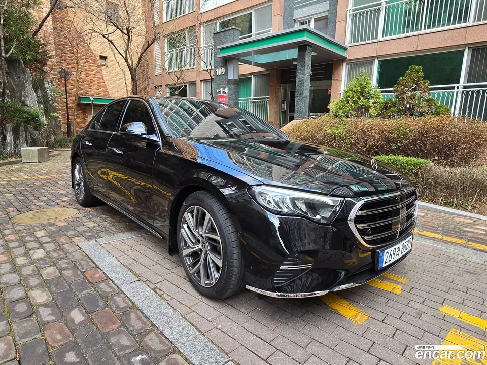 Mercedes-Benz E-Class E220d 4MATIC 2024 — миниатюра 3