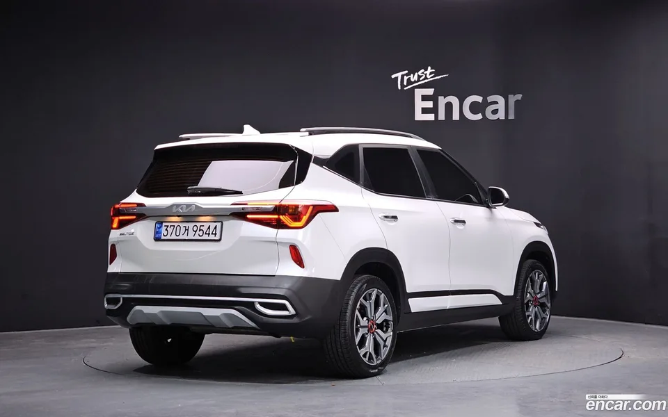Kia Seltos 1.6 2WD 2022 — миниатюра 2