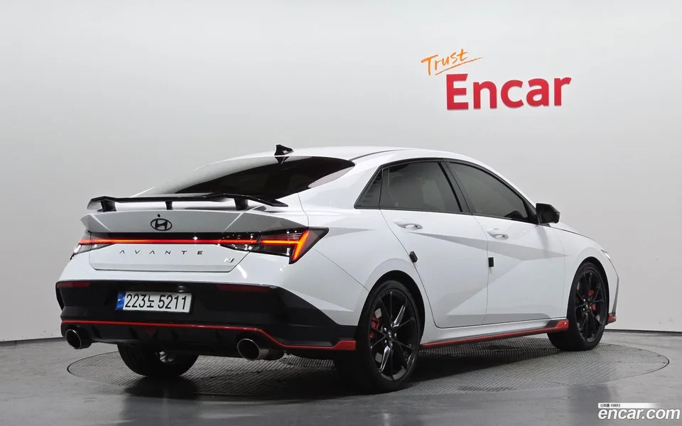 Hyundai Avante CN7 2.0 N 2024 — миниатюра 2