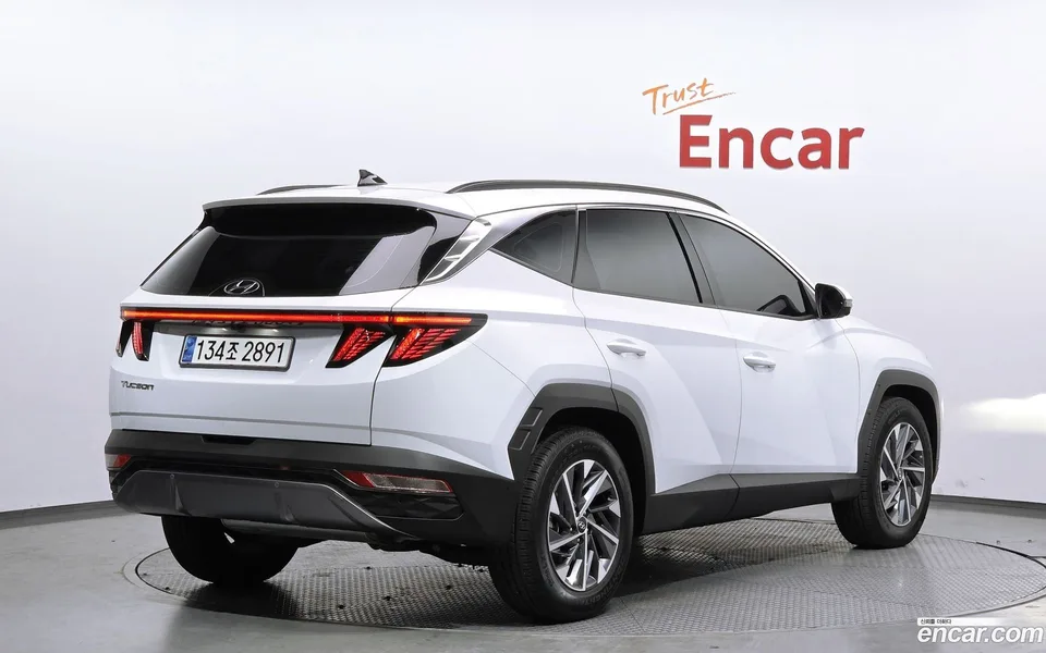 Hyundai Tucson Hybrid 2WD 2023 — миниатюра 2