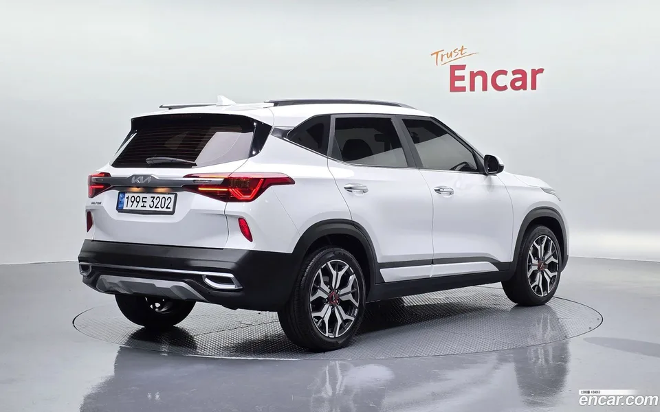 Kia Seltos 1.6 2WD 2022 — миниатюра 2