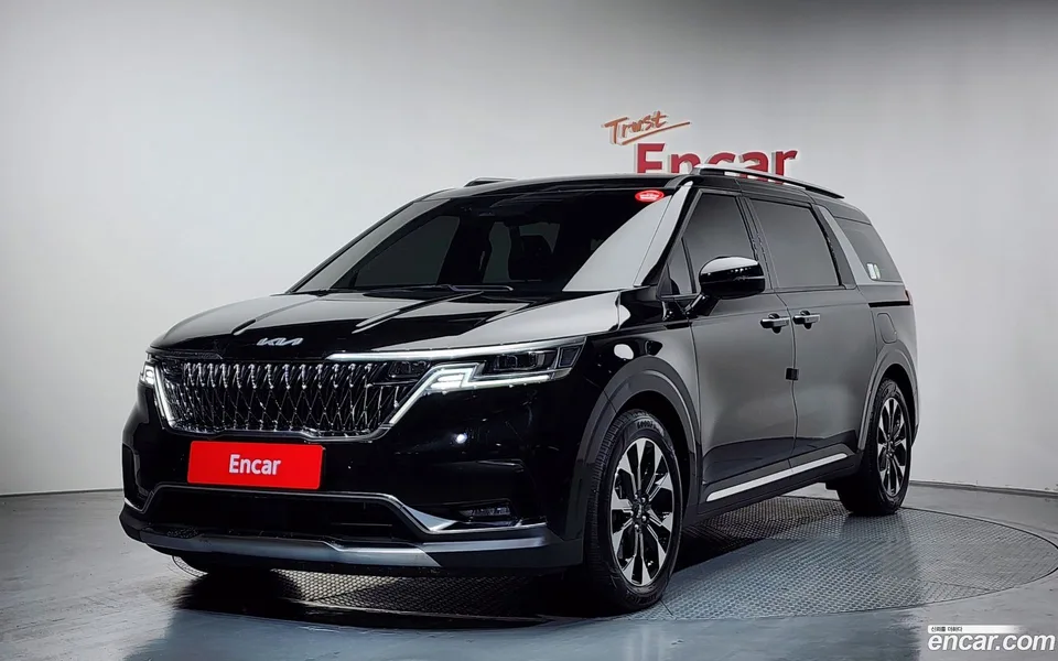 Kia Carnival 9 2022 — фото 1, купить с доставкой в Москву