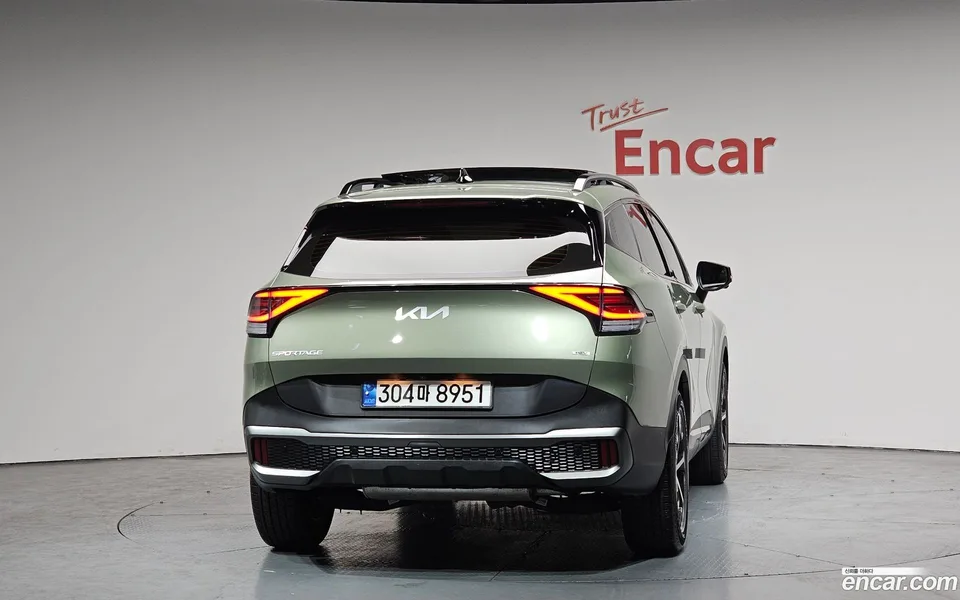 Kia Sportage Hybrid 4WD 2023 — миниатюра 4